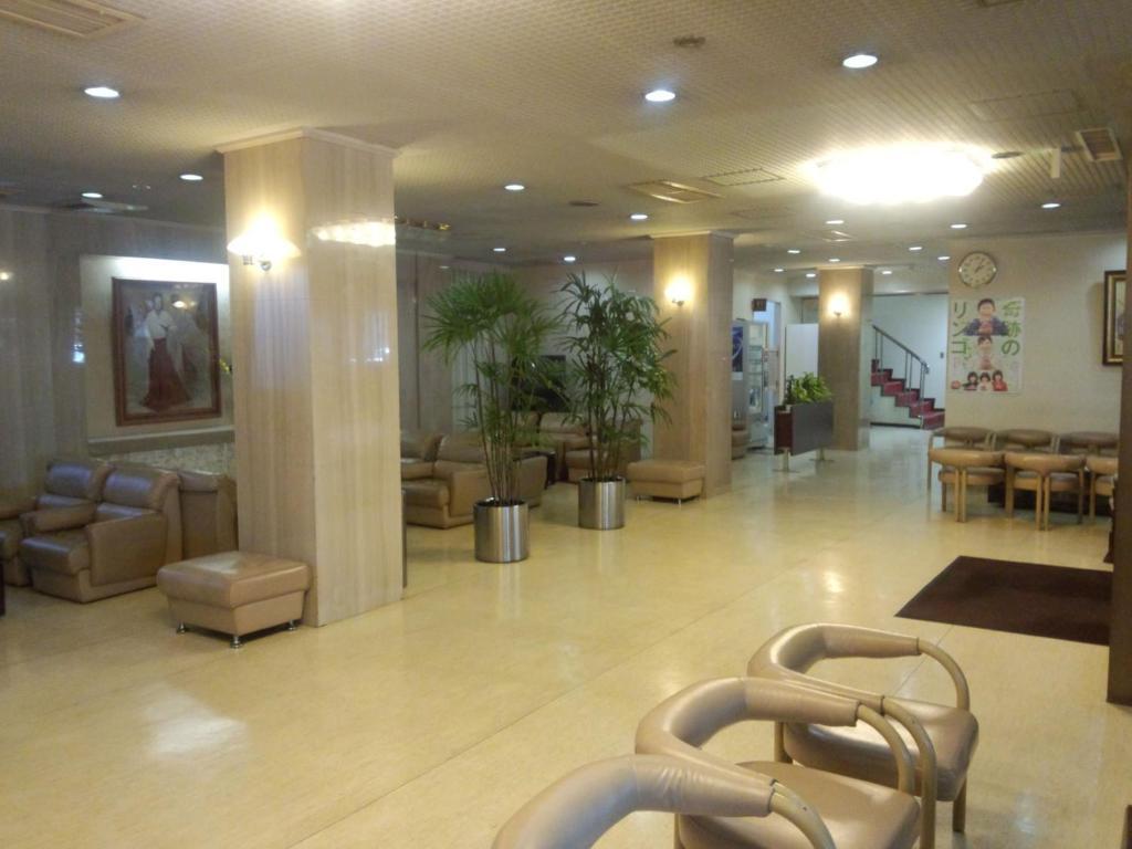Hirosaki Prince Hotel Экстерьер фото