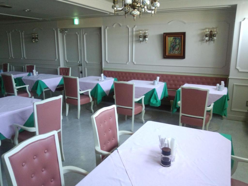 Hirosaki Prince Hotel Экстерьер фото